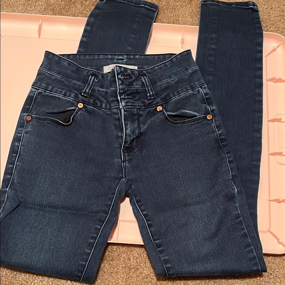 Dark denim mid rise jegging